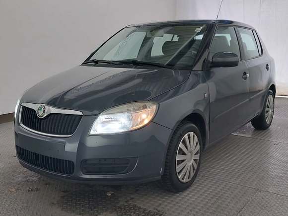 Náhled zpředu zleva