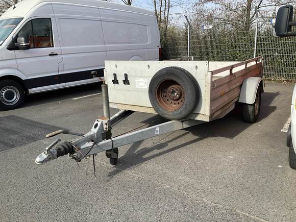 Náhled zpředu zleva