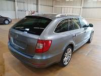 Widok z tyłu po stronie prawej