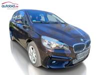 Pogled sprijeda desno