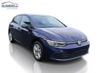 Skats no labās puses priekšā