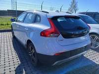 Vaade tagant vasakult