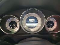 Pohled na přístrojovou desku