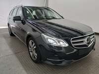 Náhled zpředu zprava