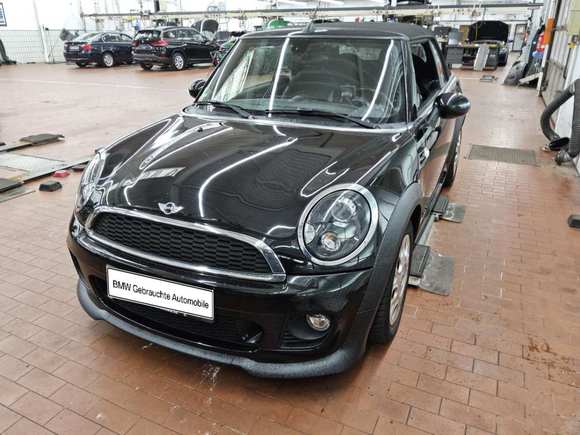 Pogled sprijeda lijevo