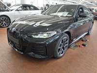 Вид спереди слева