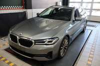 Вид спереди слева