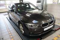 Изглед отпред отдясно