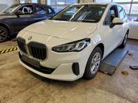 Pogled od napred levo