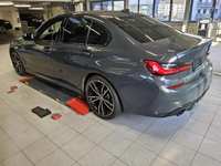 Skats no kreisās puses aizmugurē