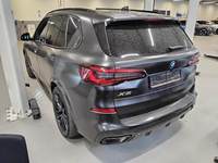 Widok z tyłu po stronie lewej