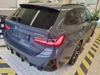 Pogled od pozadi desno