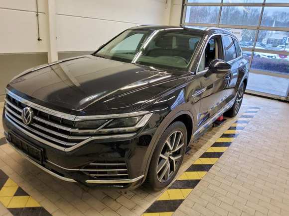 Pogled od napred levo