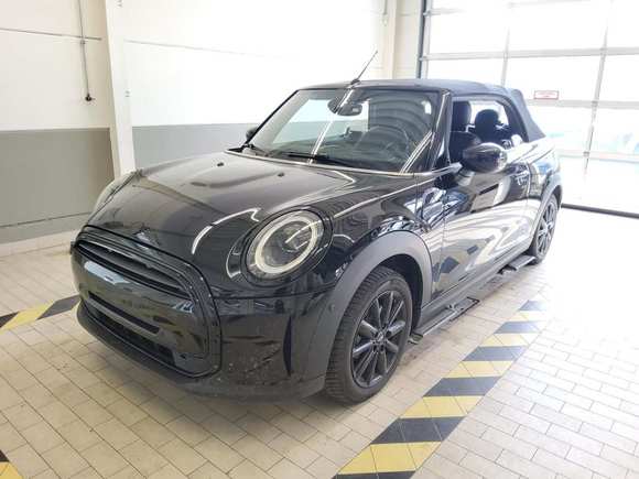 Skats no kreisās puses priekšā