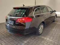 Вид сзади справа