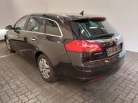 Вид сзади слева