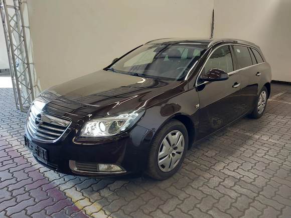 Вид спереди слева