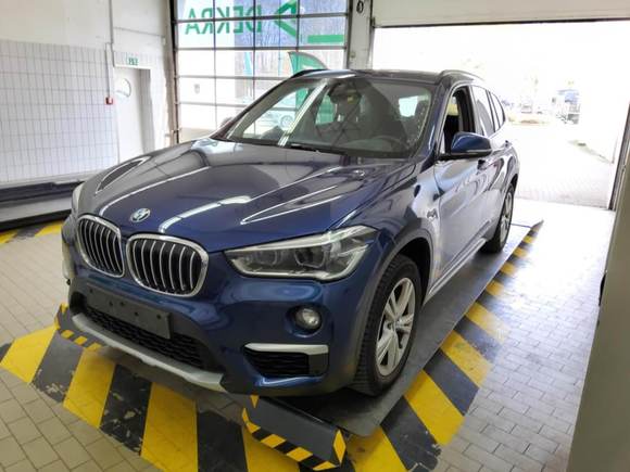 Pogled od napred levo