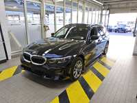 Skats no kreisās puses priekšā