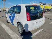 Pogled od pozadi levo