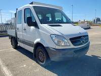 Náhled zpředu zprava