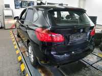 Pogled od pozadi levo