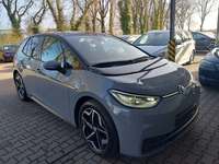 Вид спереди справа