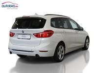 Изглед отзад отдясно