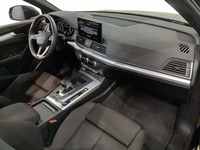 Вид на салон