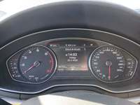 Pohled na přístrojovou desku