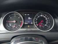 Pogled na kombinirani instrument