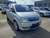 Náhled zpředu zprava