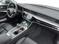 Вид на салон