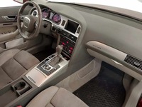 Вид на салон