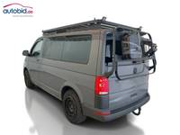 Vista traseira esquerda