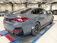 Skats no labās puses aizmugurē