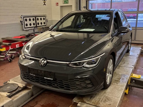 Náhled zpředu zleva