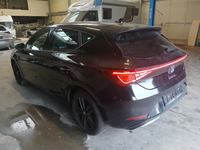 Vue de l’arrière gauche