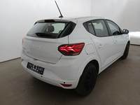 Vue de l’arrière droit