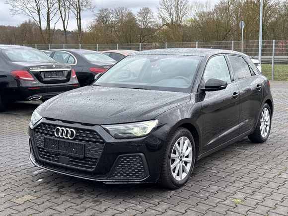 Náhled zpředu zleva