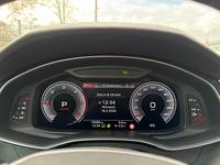 Pohled na přístrojovou desku