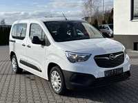 Náhled zpředu zprava