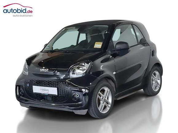 Skats no kreisās puses priekšā