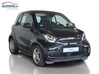 Skats no labās puses priekšā