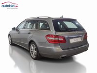 Widok z tyłu po stronie lewej