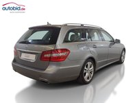 Widok z tyłu po stronie prawej