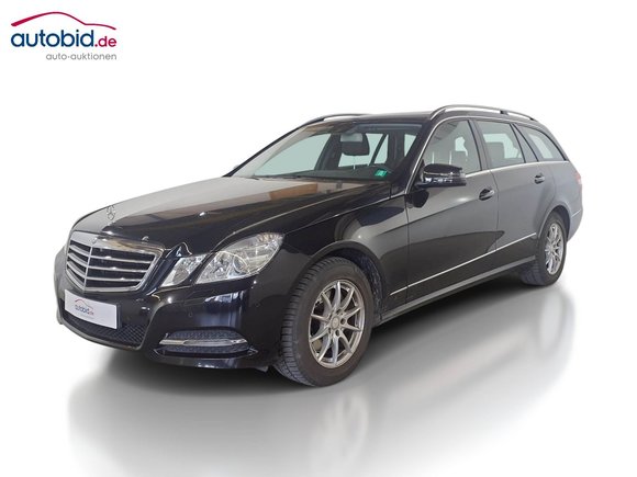 Вид спереди слева