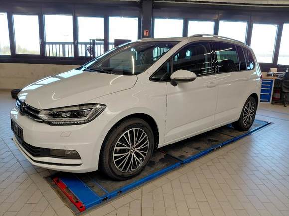 Náhled zpředu zleva