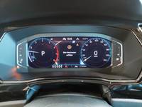 Pohled na přístrojovou desku