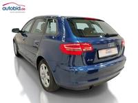 Widok z tyłu po stronie lewej